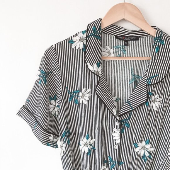 One Clothing Los Angeles Striped Floral Romper - Picture 8 of 11